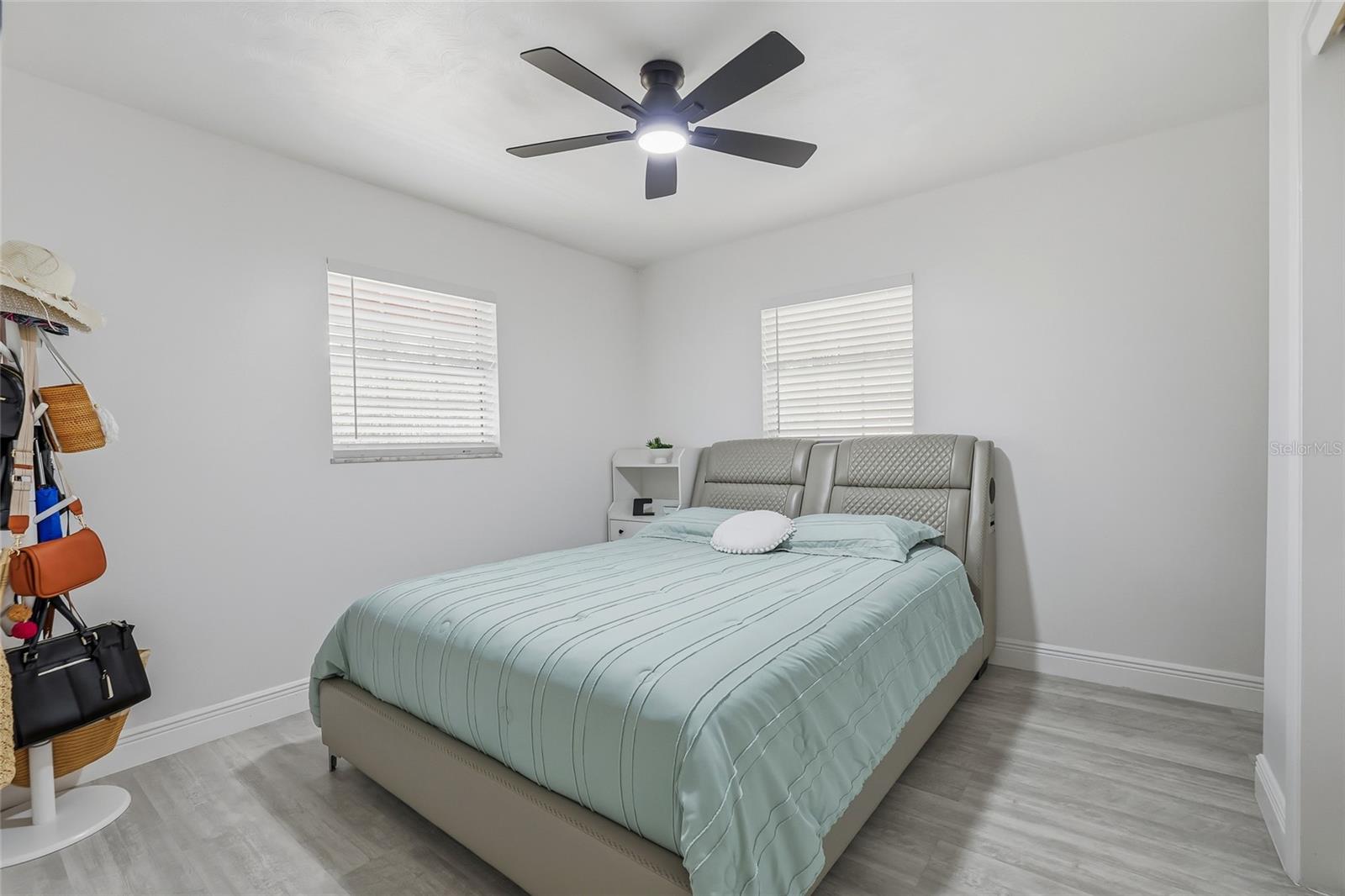 TAMPAS NORTH SIDE COUNTRY CLU - Residential