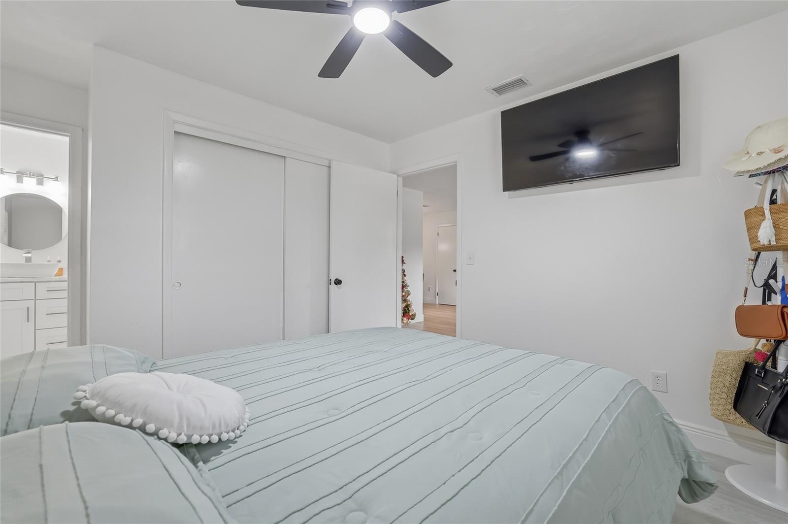 TAMPAS NORTH SIDE COUNTRY CLU - Residential