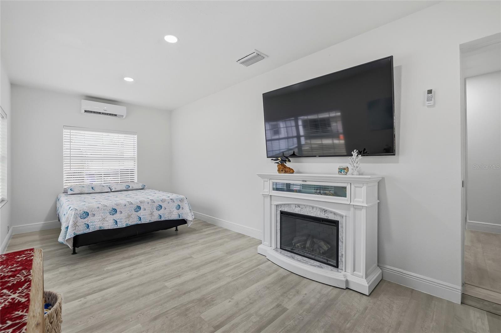 TAMPAS NORTH SIDE COUNTRY CLU - Residential