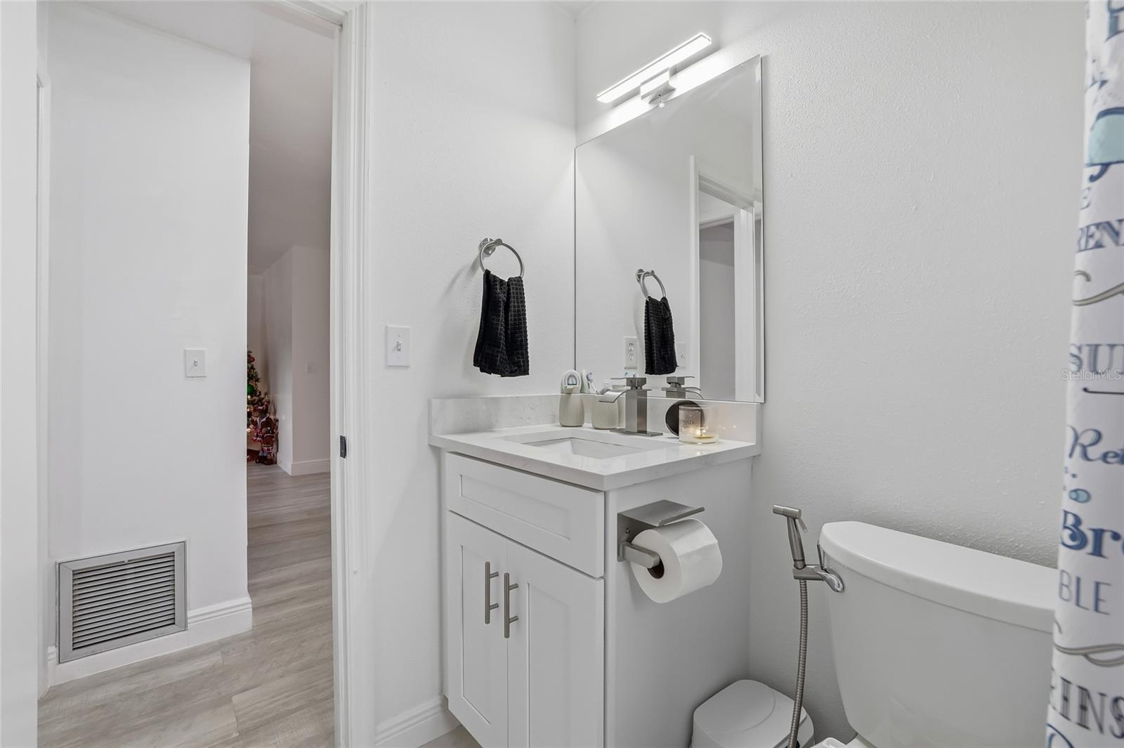 TAMPAS NORTH SIDE COUNTRY CLU - Residential