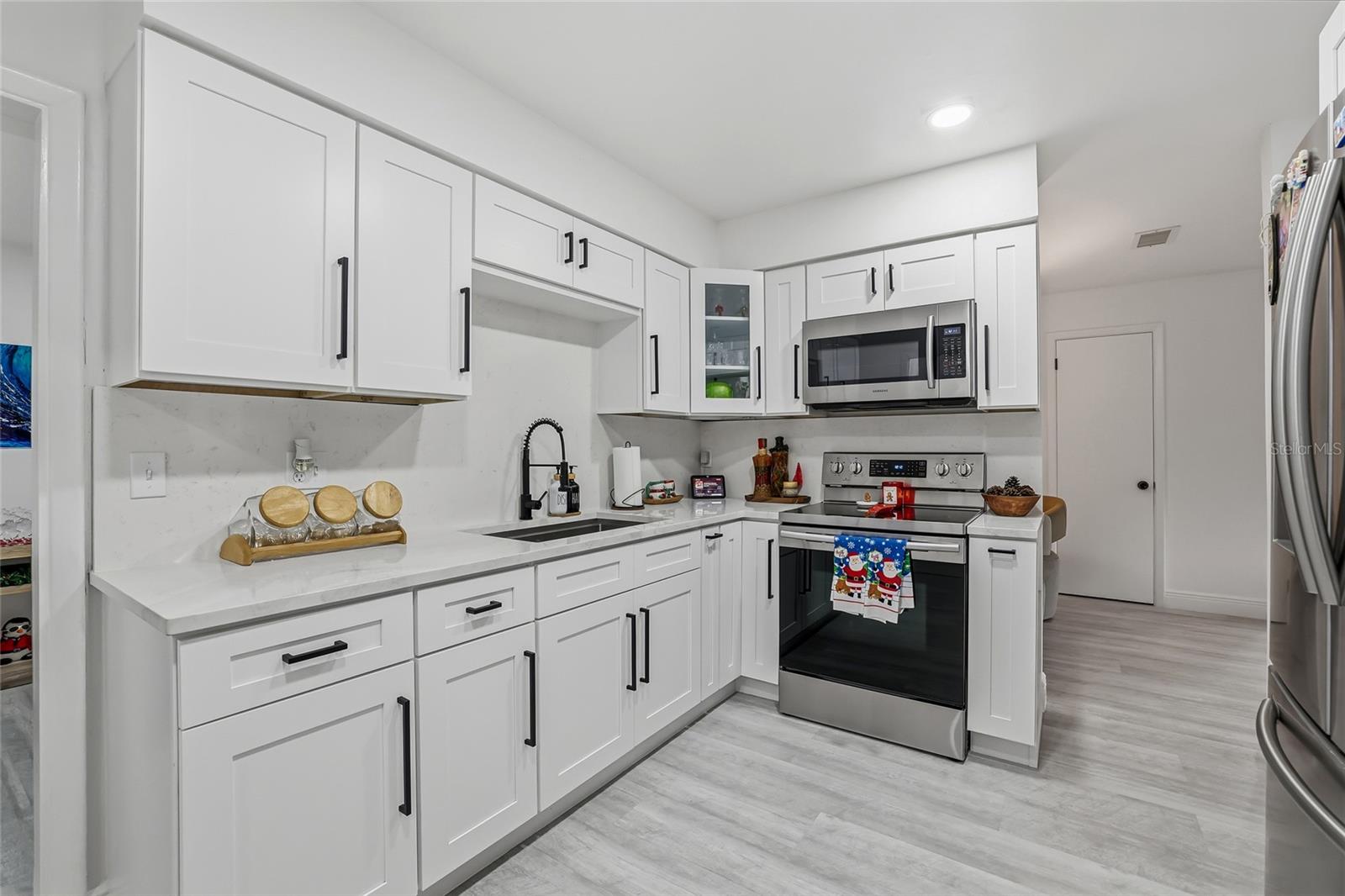 TAMPAS NORTH SIDE COUNTRY CLU - Residential