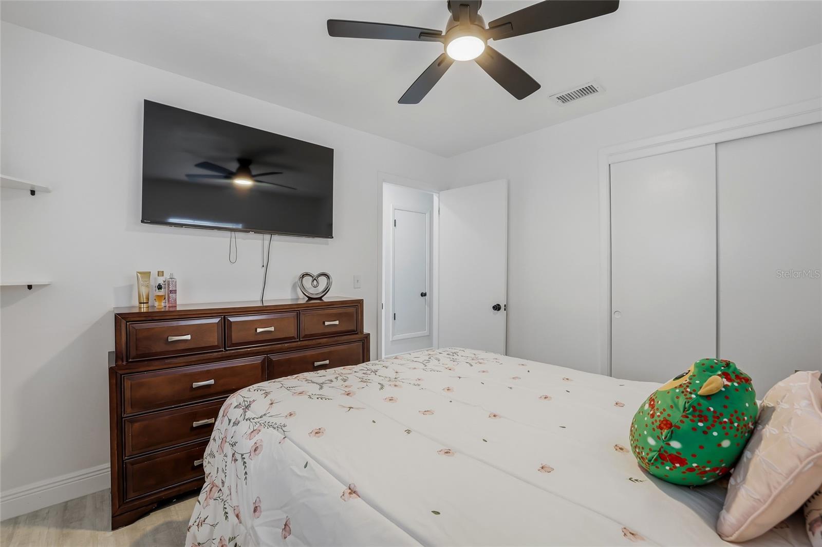 TAMPAS NORTH SIDE COUNTRY CLU - Residential