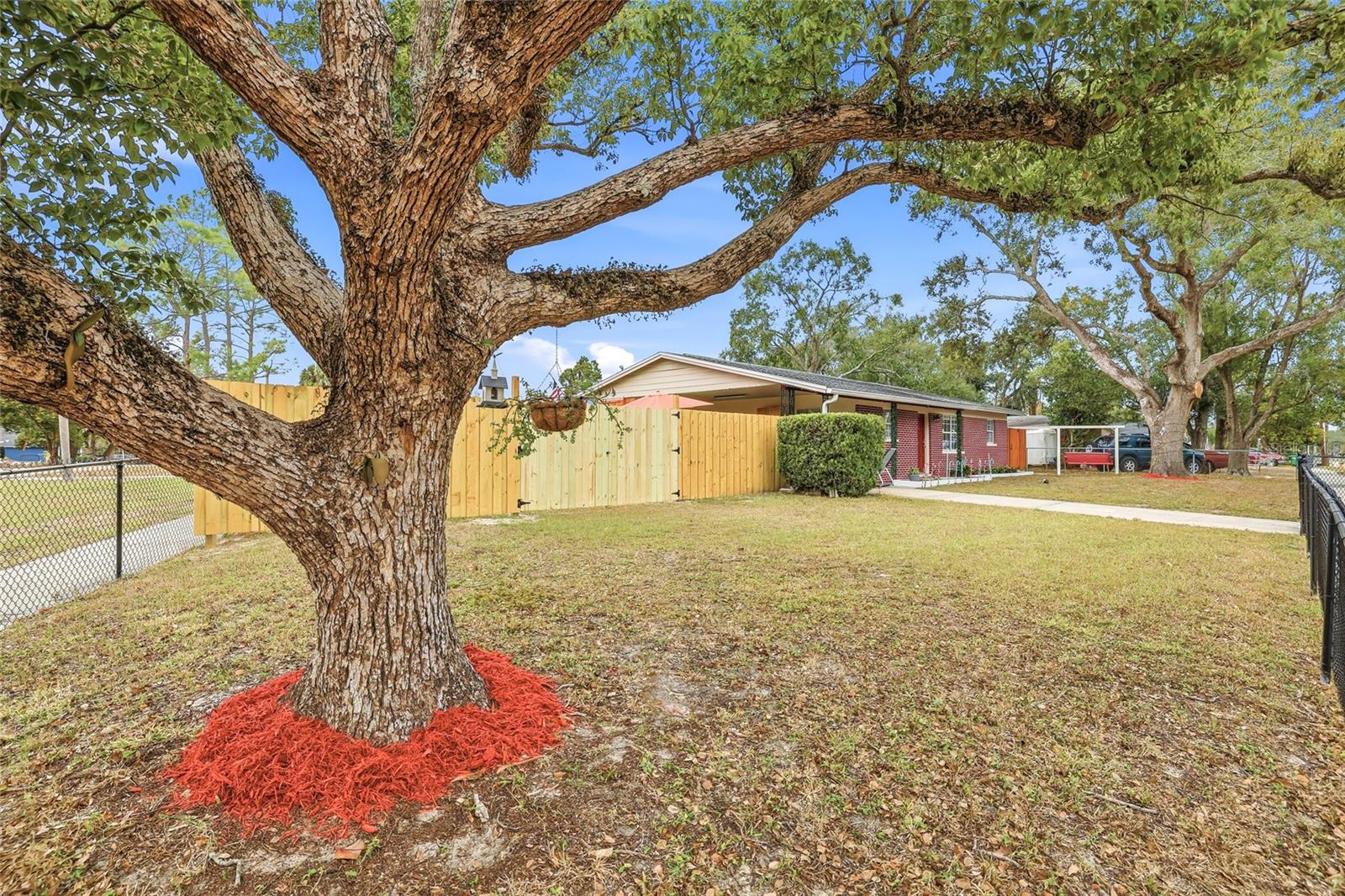 TAMPAS NORTH SIDE COUNTRY CLU - Residential