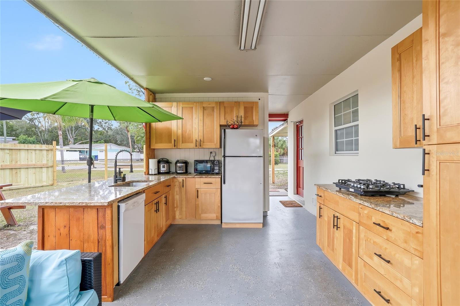 TAMPAS NORTH SIDE COUNTRY CLU - Residential