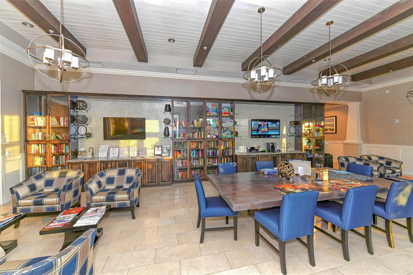 DEL WEBB PH IV SUBPH 4A & 4B - Residential Lease