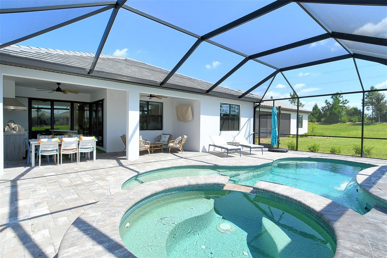 DEL WEBB PH IV SUBPH 4A & 4B - Residential Lease