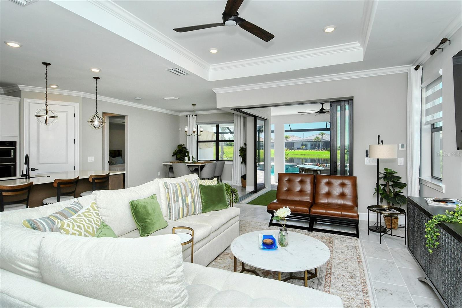DEL WEBB PH IV SUBPH 4A & 4B - Residential Lease