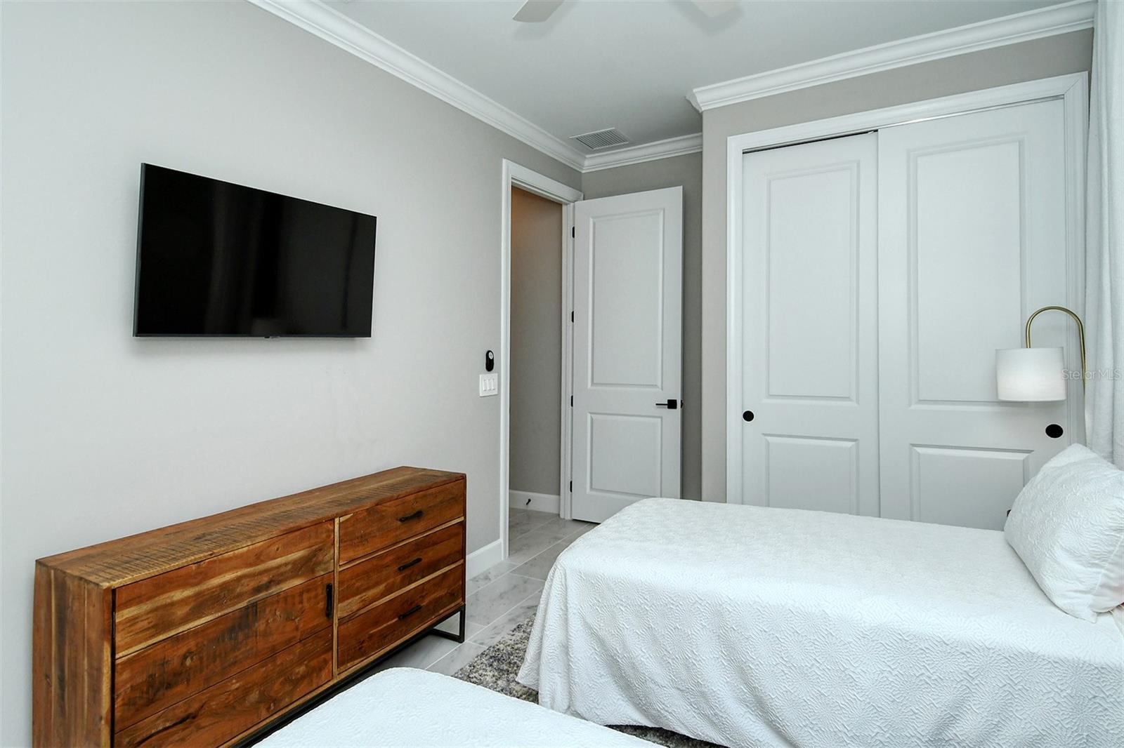 DEL WEBB PH IV SUBPH 4A & 4B - Residential Lease