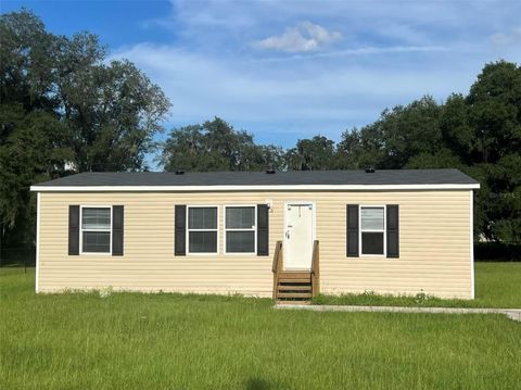 Photo of 21 SE 70th Circle, Ocala, FL 34472 (MLS # GC534412)