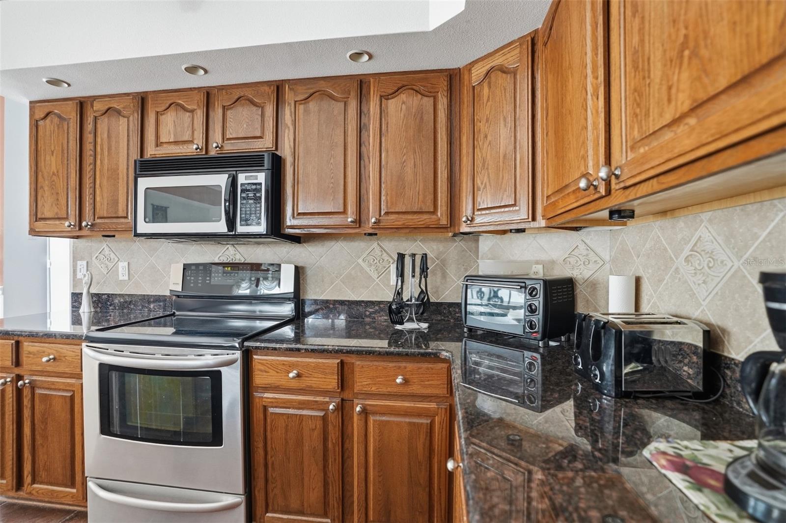 RAINBOW WOODS - Residential