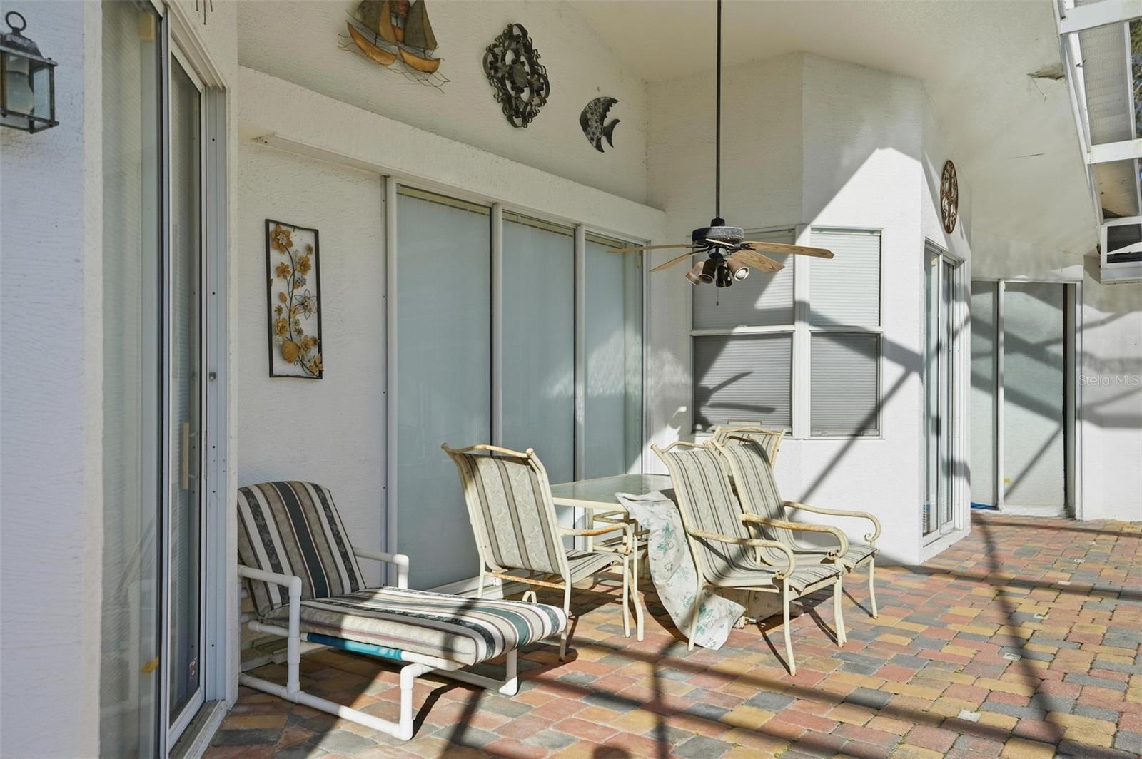 RAINBOW WOODS - Residential