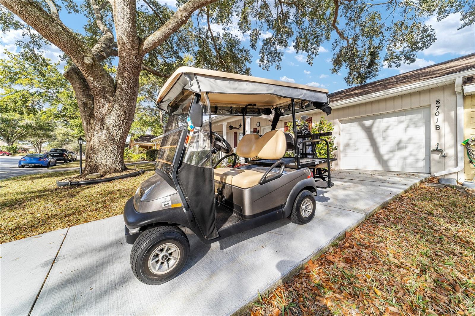 ON TOP OF THE WORLD - Residential