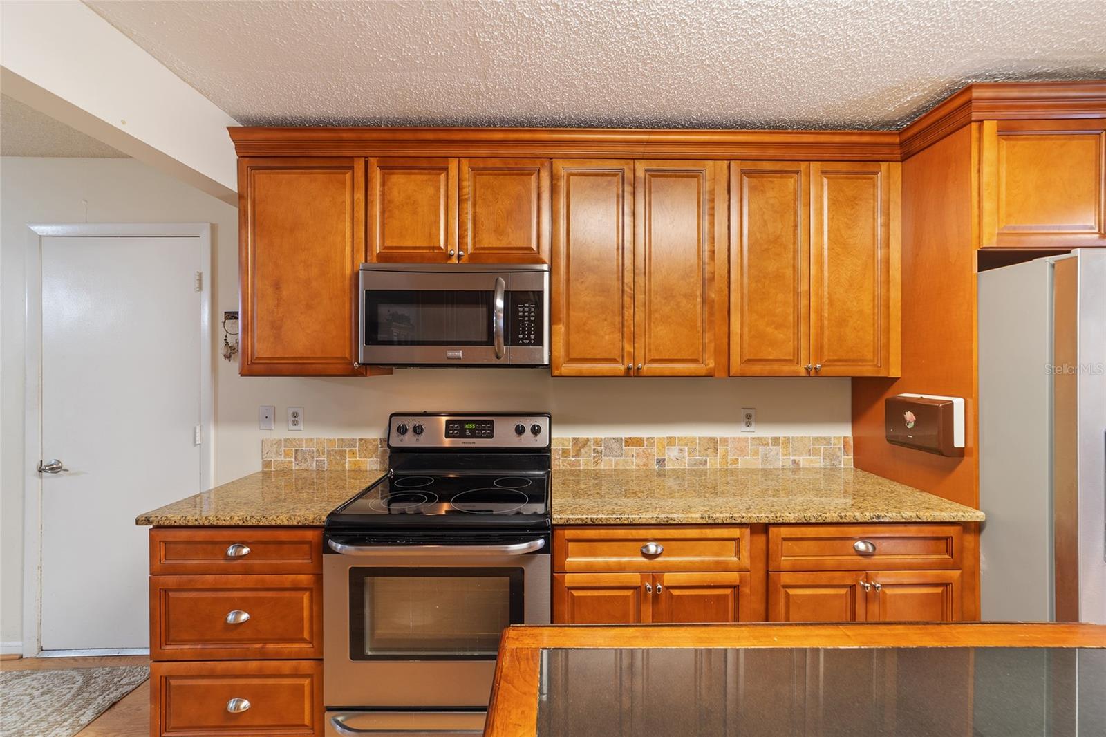 ON TOP OF THE WORLD - Residential