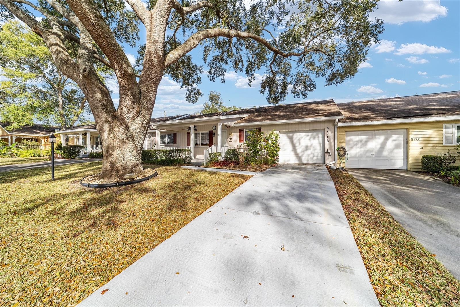 ON TOP OF THE WORLD - Residential