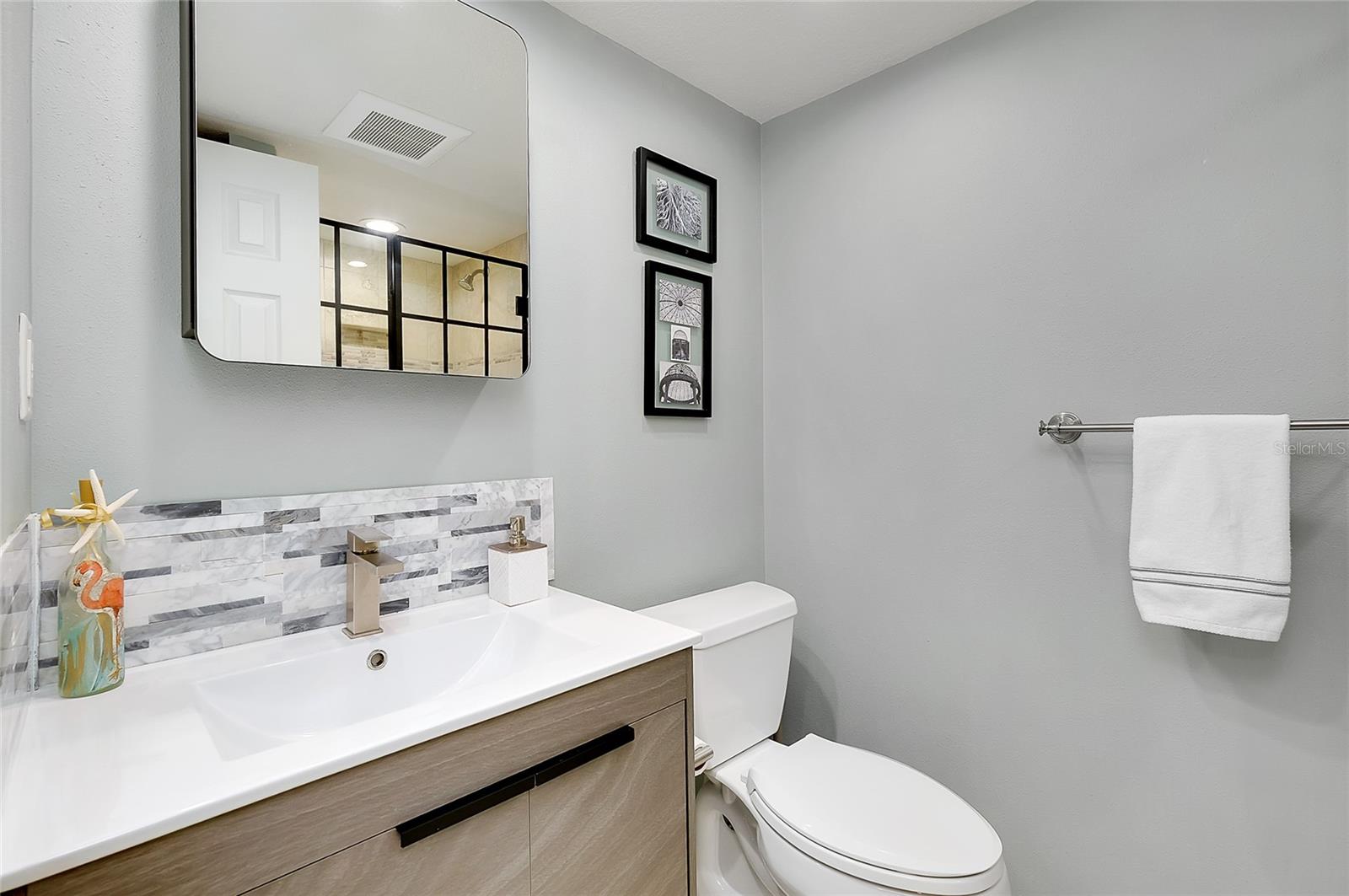 PELICAN HARBOUR & BEACH CLUB - Residential