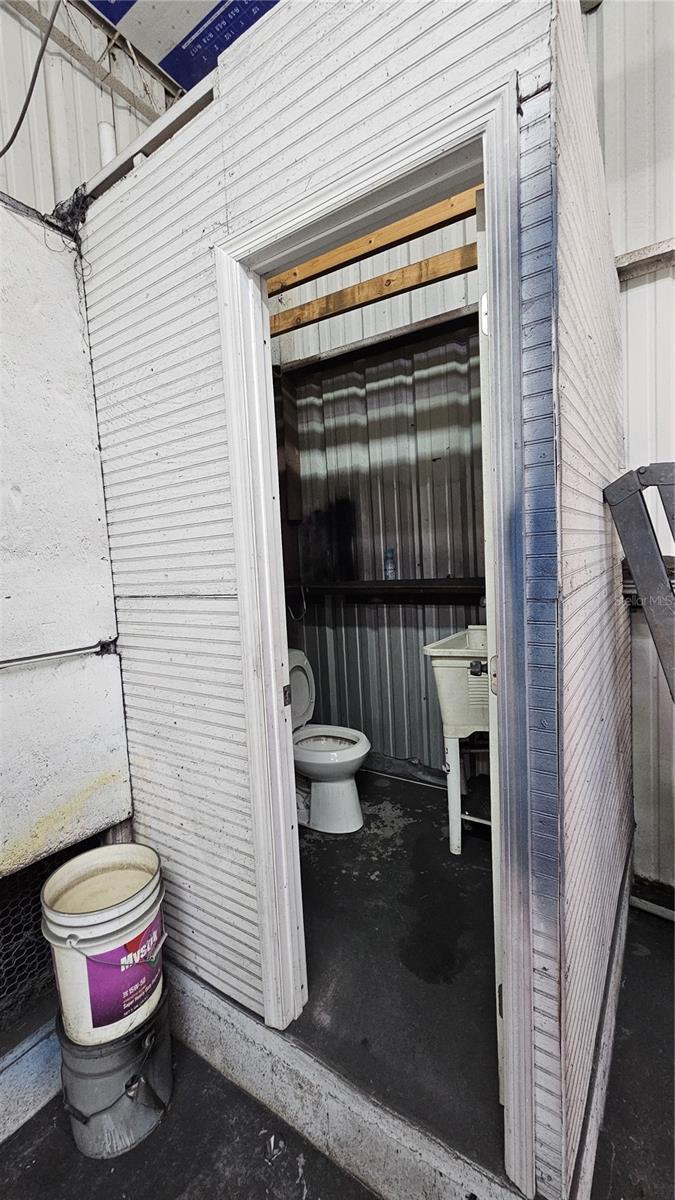 ZZZ | UNPLATTED - Commercial Sale