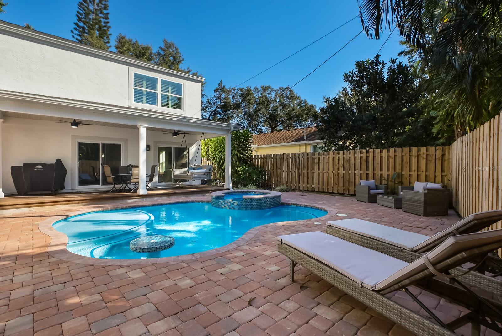 MCCLELLAN PARK - Residential