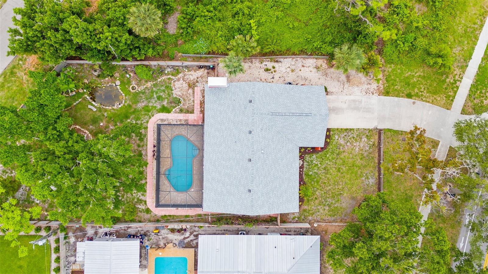 304 BEACH ROAD