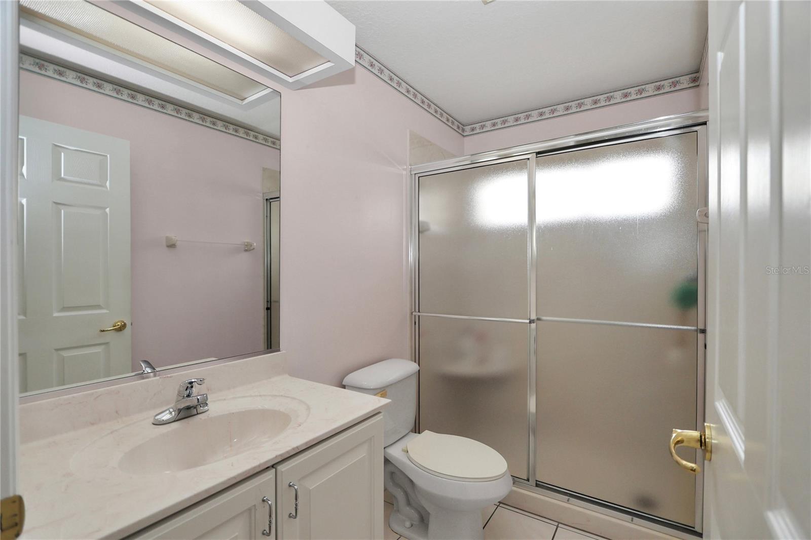 OAK RUN LAUREL OAKS - Residential