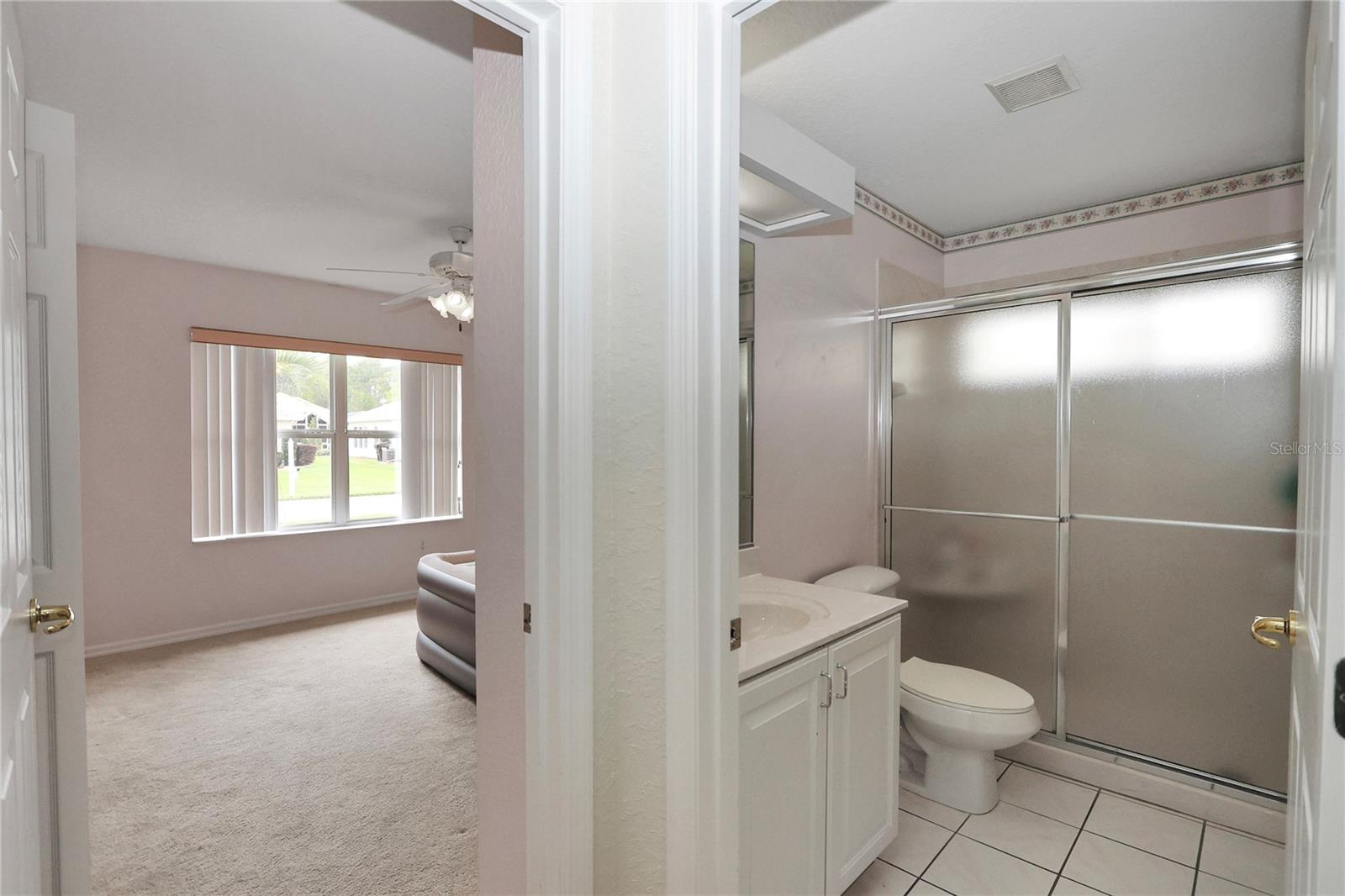 OAK RUN LAUREL OAKS - Residential