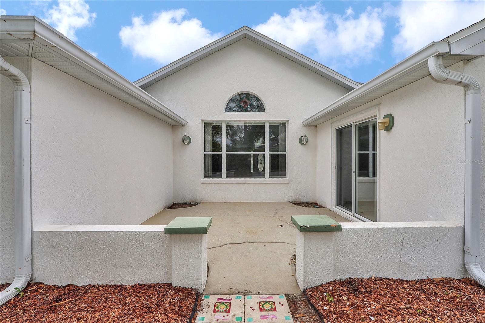 OAK RUN LAUREL OAKS - Residential