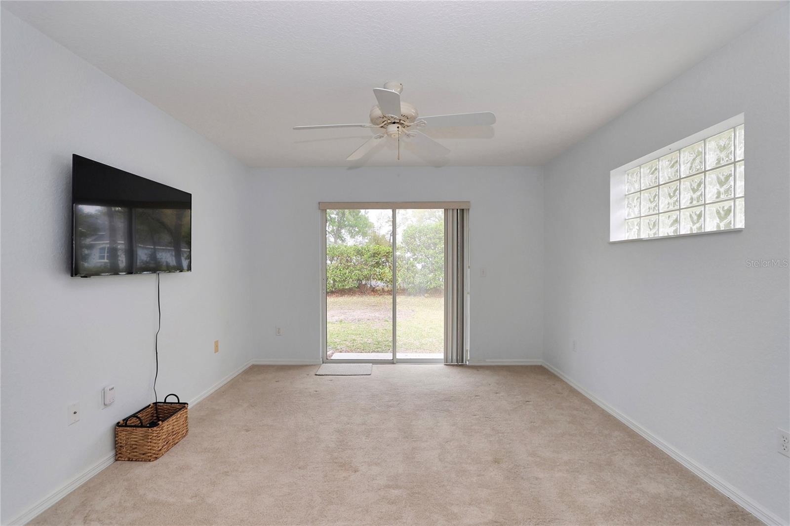 OAK RUN LAUREL OAKS - Residential