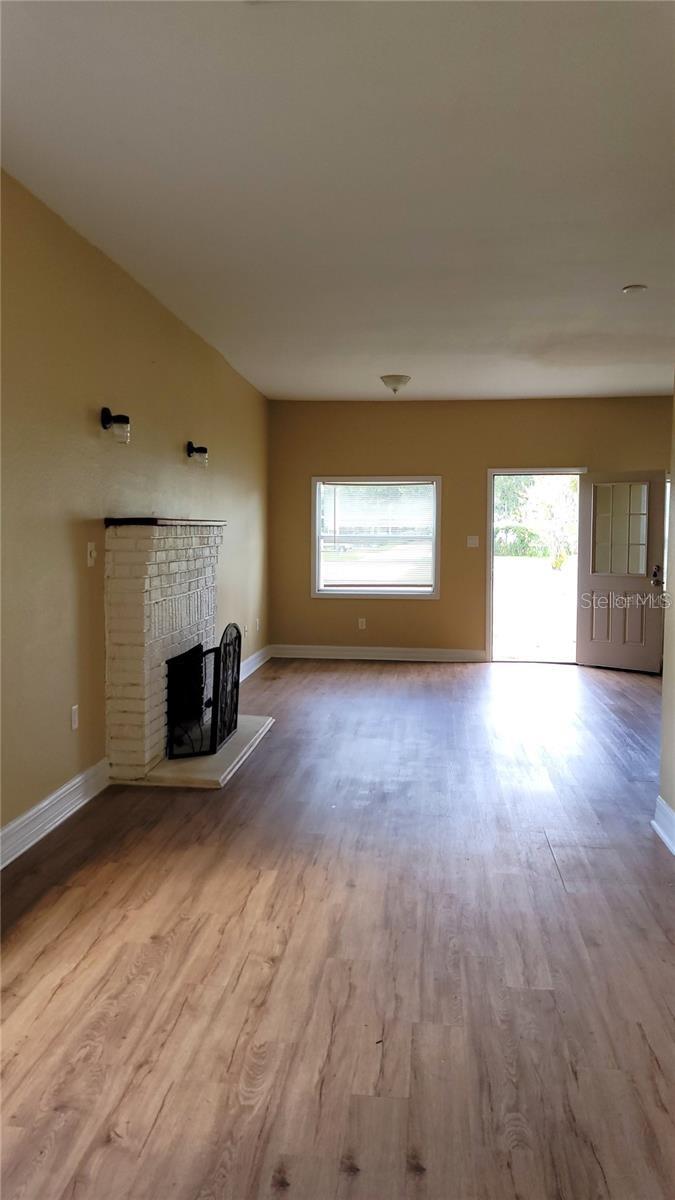 HARVEYS - Residential Lease