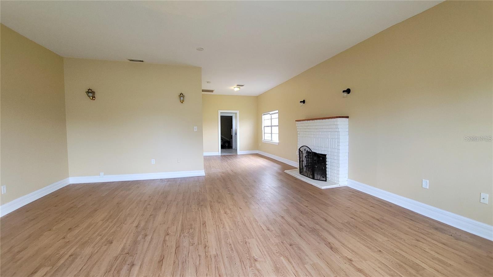 HARVEYS - Residential Lease