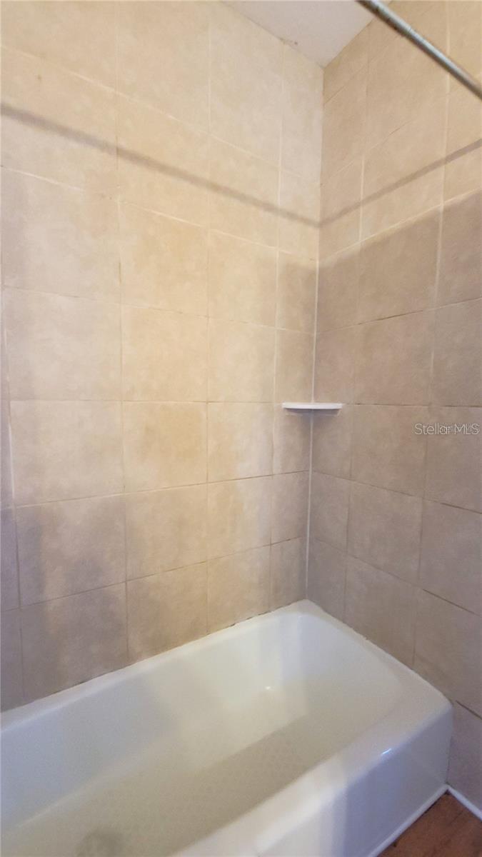 HARVEYS - Residential Lease