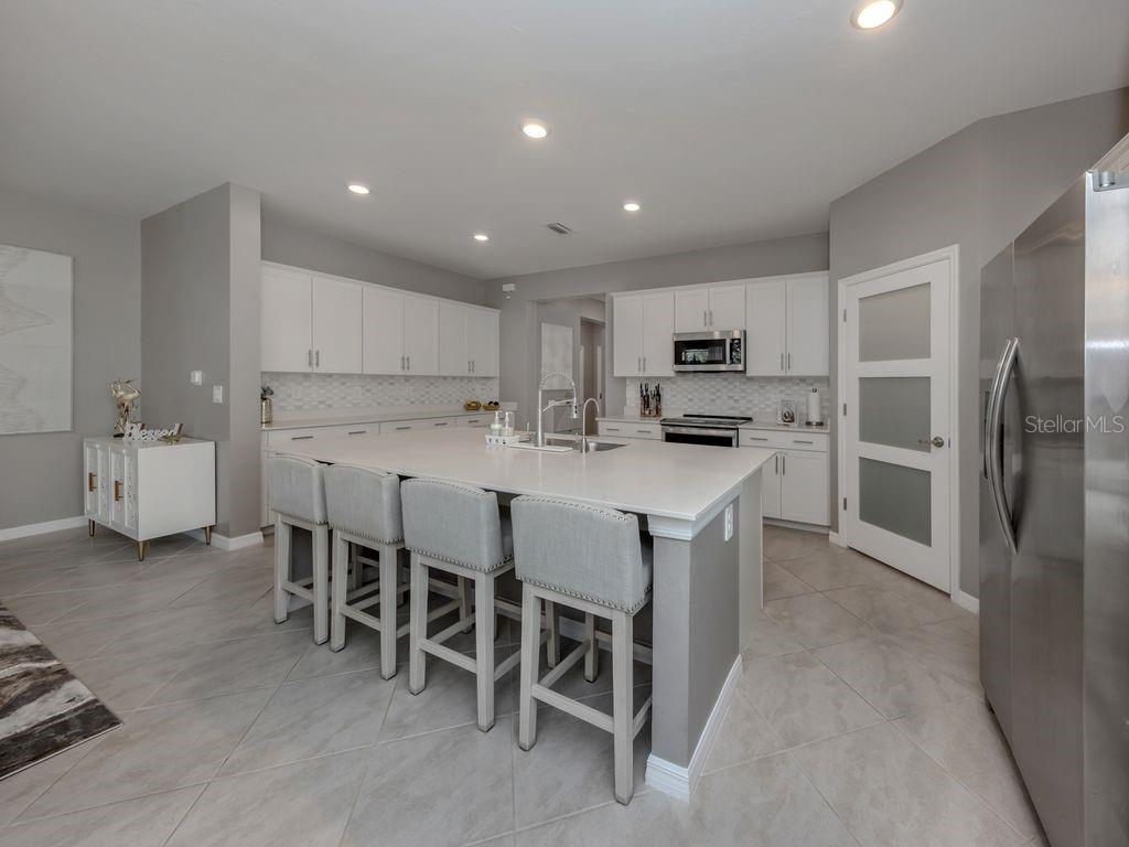 ANTIGUA/WELLEN PARK - Residential