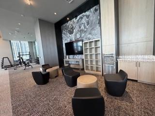 ART HOUSE - Residential Lease