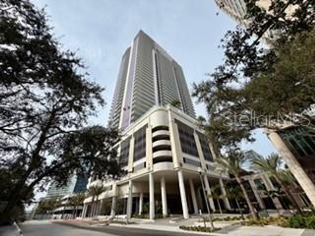 Photo of 275 1st Avenue S #2107, St Petersburg, FL 33701 (MLS # TB8456861)