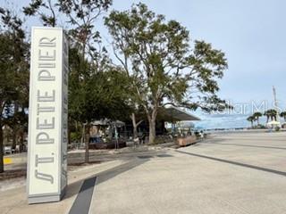 ART HOUSE - Residential Lease