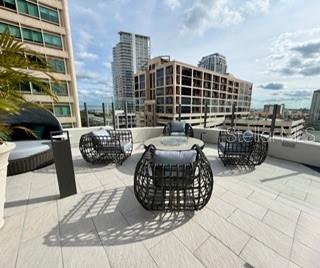 ART HOUSE - Residential Lease