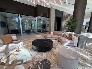 ART HOUSE - Residential Lease