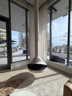 ART HOUSE - Residential Lease