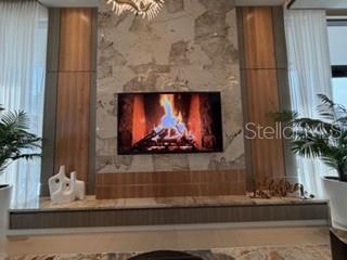 ART HOUSE - Residential Lease