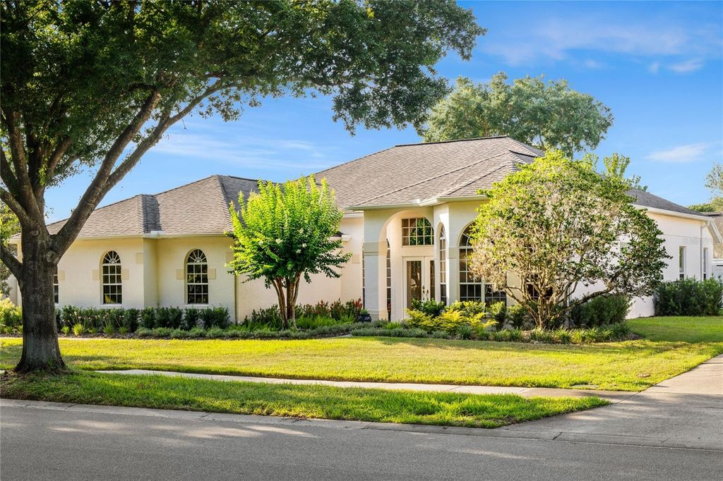 Photo of 5734 Lakeshore Grove Place, Sanford, FL 32771 (MLS # O6379339)