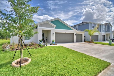 Photo of 1018 Brimstone Circle, Winter Haven, FL 33884 (MLS # P4938672)