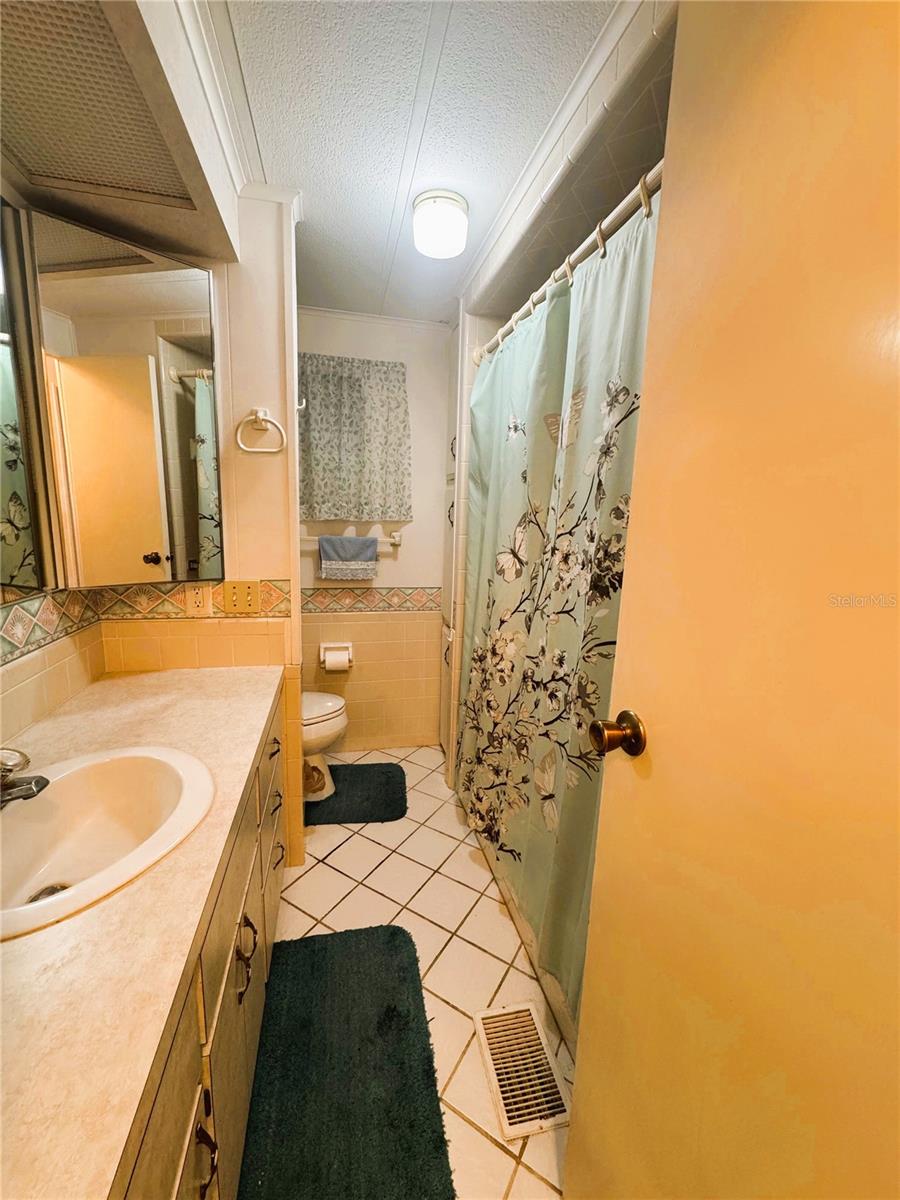 HAWTHORNE AT LEESBURG A COOP - Residential