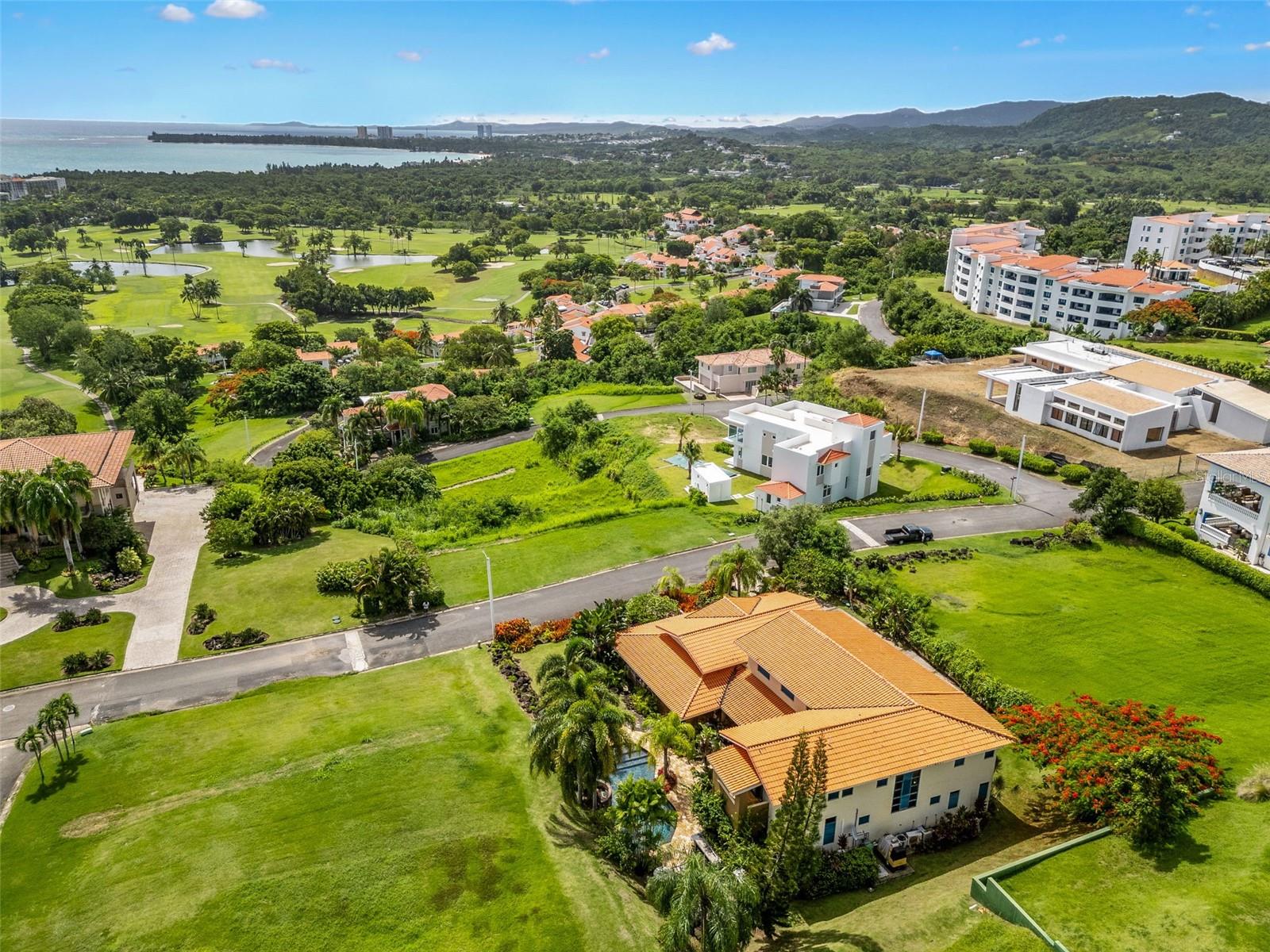 LAS VISTAS DE RIO MAR - Residential