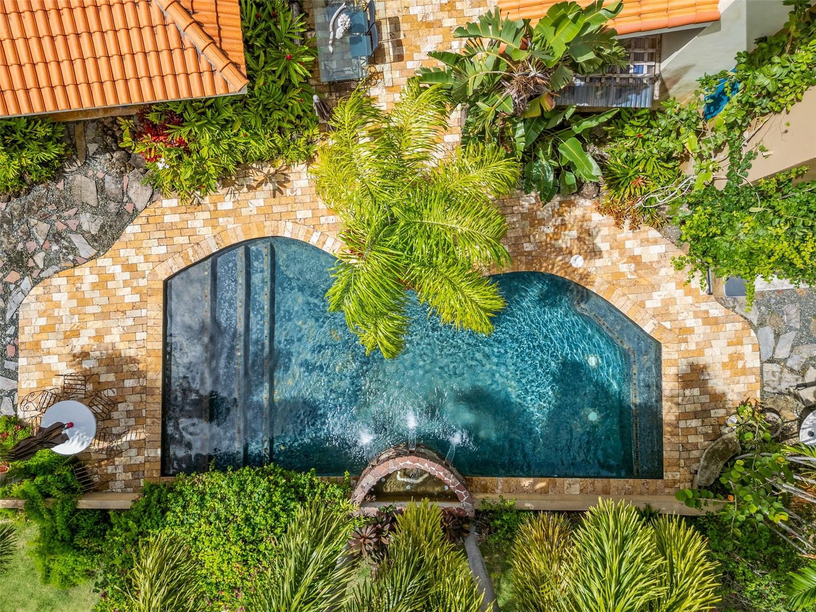 LAS VISTAS DE RIO MAR - Residential