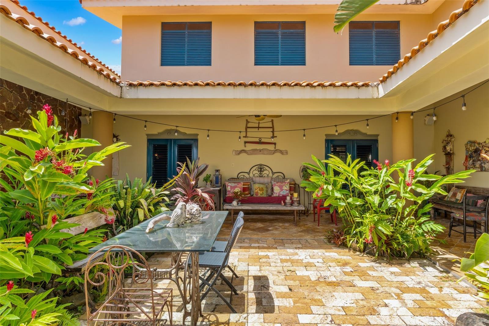 LAS VISTAS DE RIO MAR - Residential