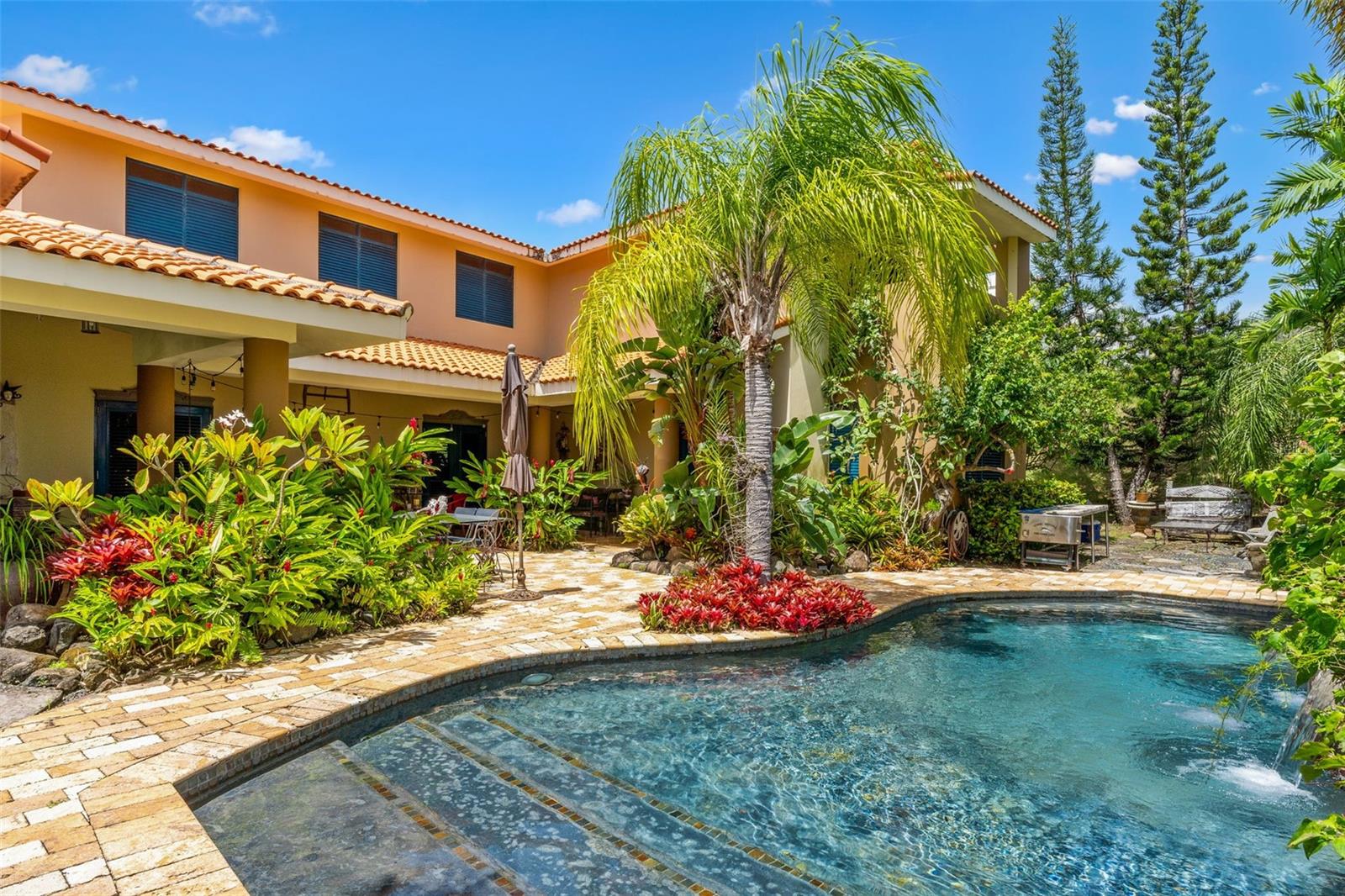 LAS VISTAS DE RIO MAR - Residential
