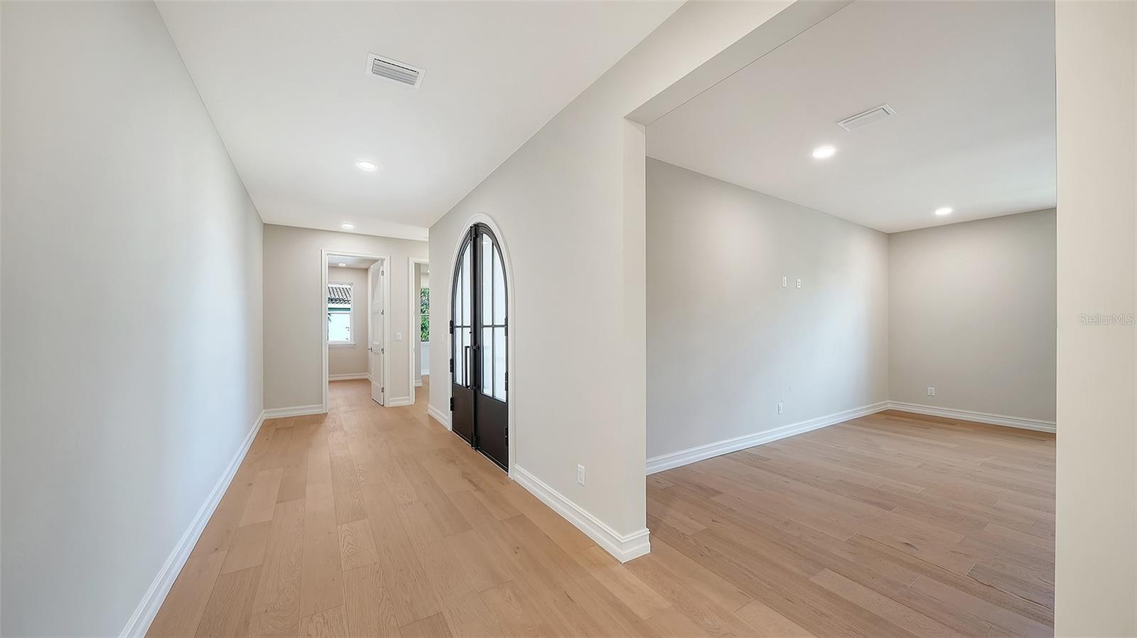 POINSETTIA PARK 2 - Residential