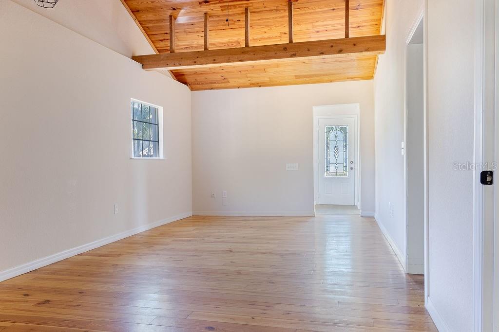 210 WINSLOW AVENUE