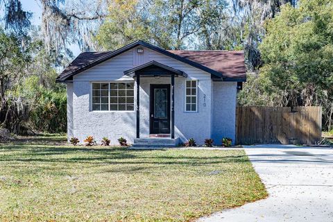 210 WINSLOW AVENUE DELAND FL 32724