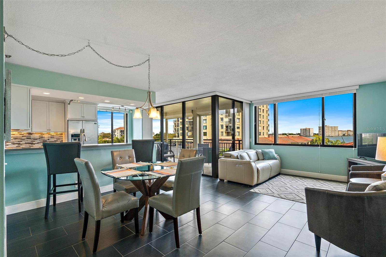 6372 PALMA DEL MAR BOULEVARD S 406