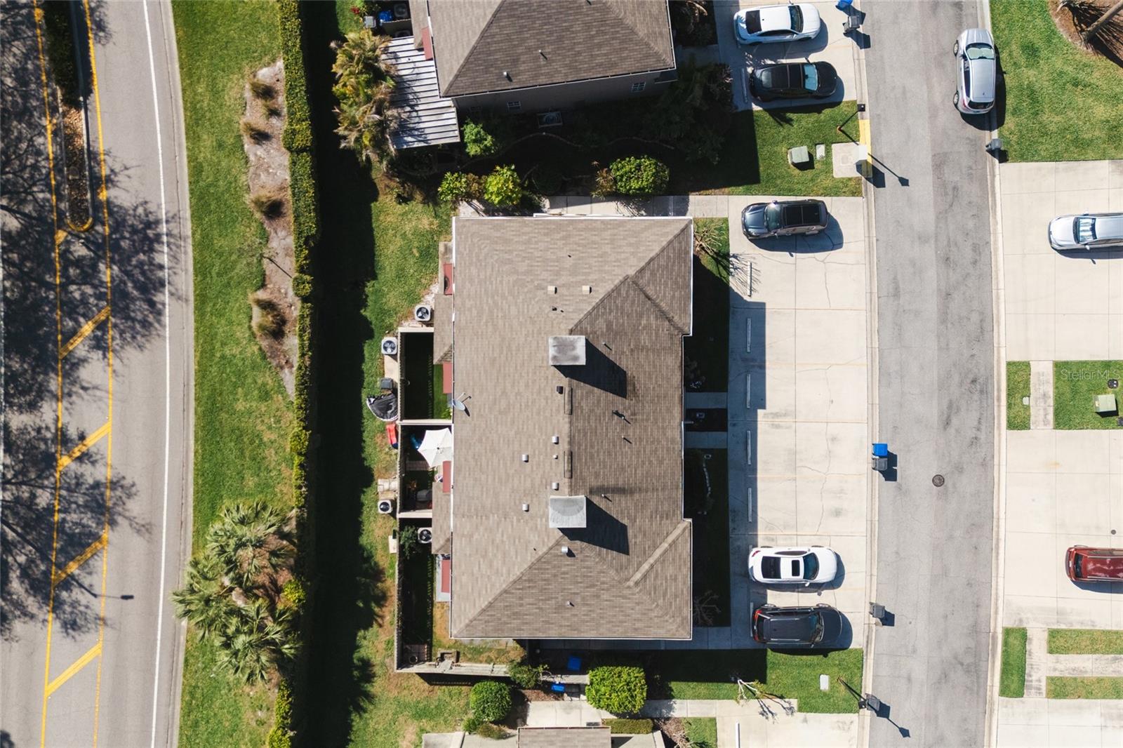 CARROLLWOOD VILLAGE PH III - Residential