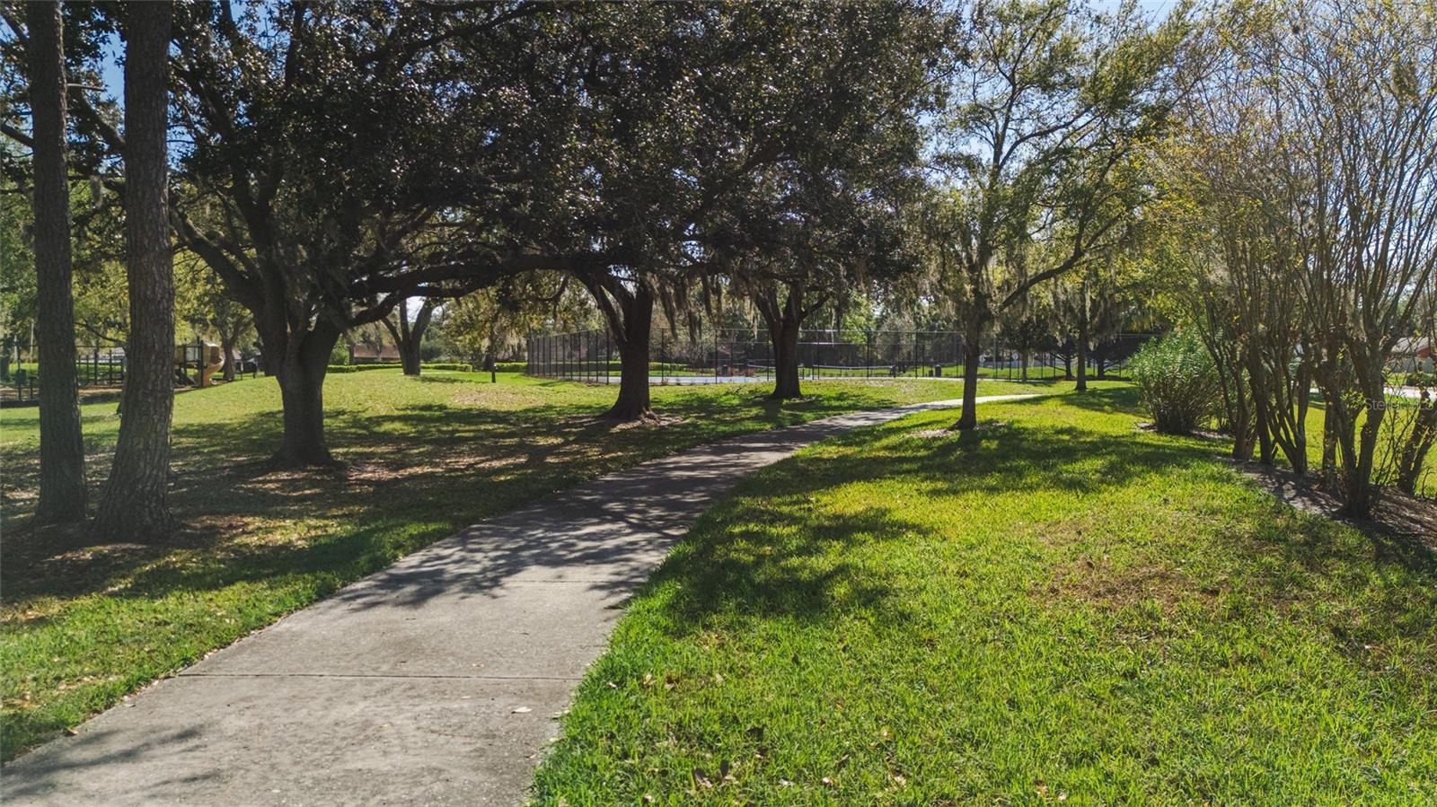 CARROLLWOOD VILLAGE PH III - Residential